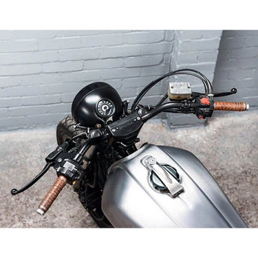 Poignée Moto Cuir Vintage Marron café racer | moto-scrambler